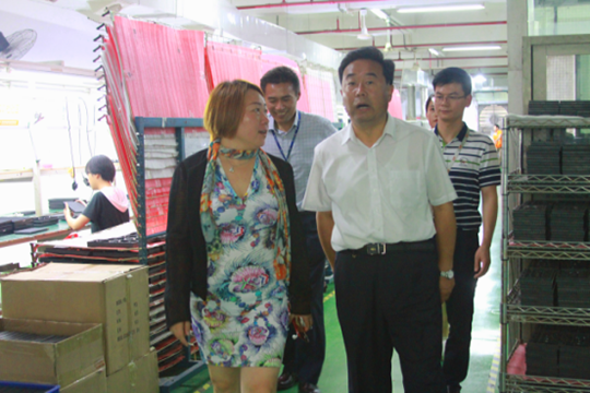 甘肃省武山县领导莅临k1十年体育品牌参观考察