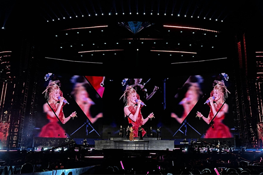 9年等待终圆梦！k1十年体育品牌LED屏幕点亮张韶涵南昌演唱会璀璨之夜！